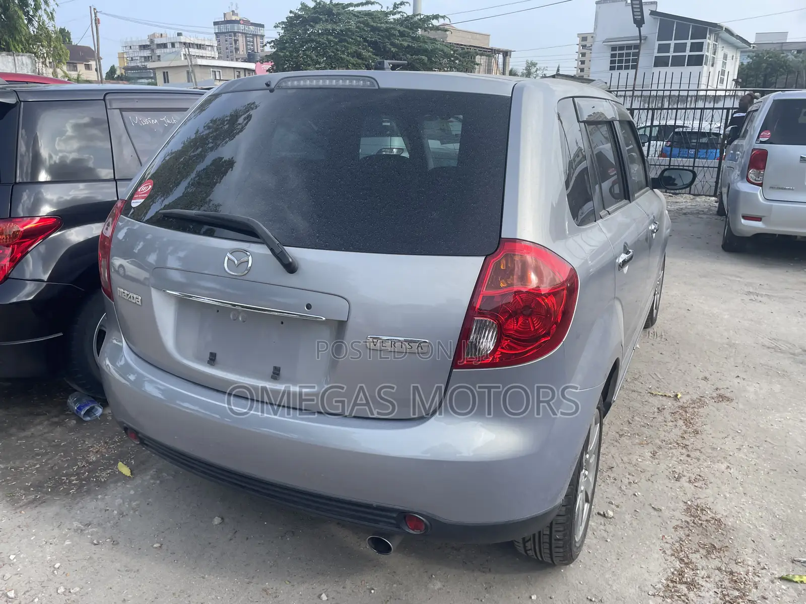 Mazda Verisa 2009 Gray