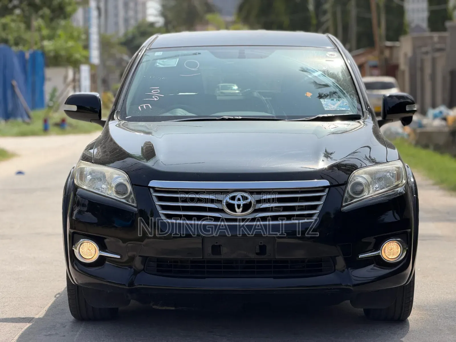 Toyota Vanguard 2011 Black