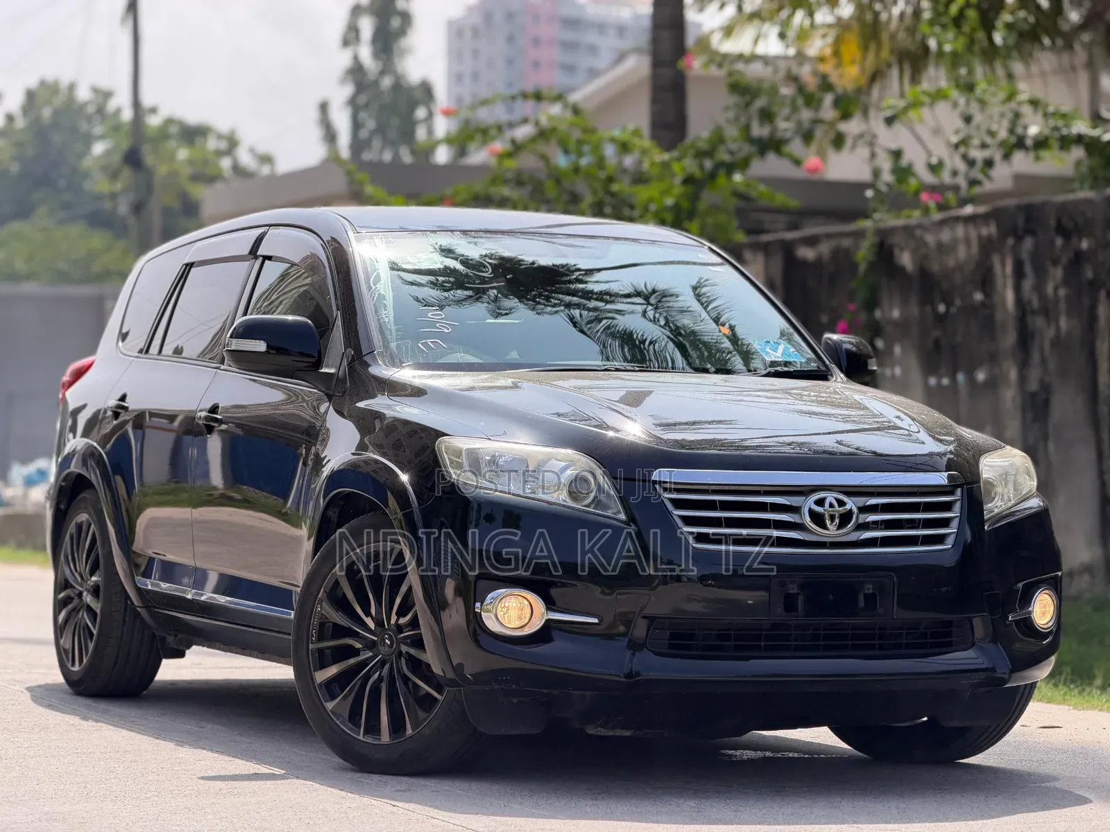 Toyota Vanguard 2011 Black