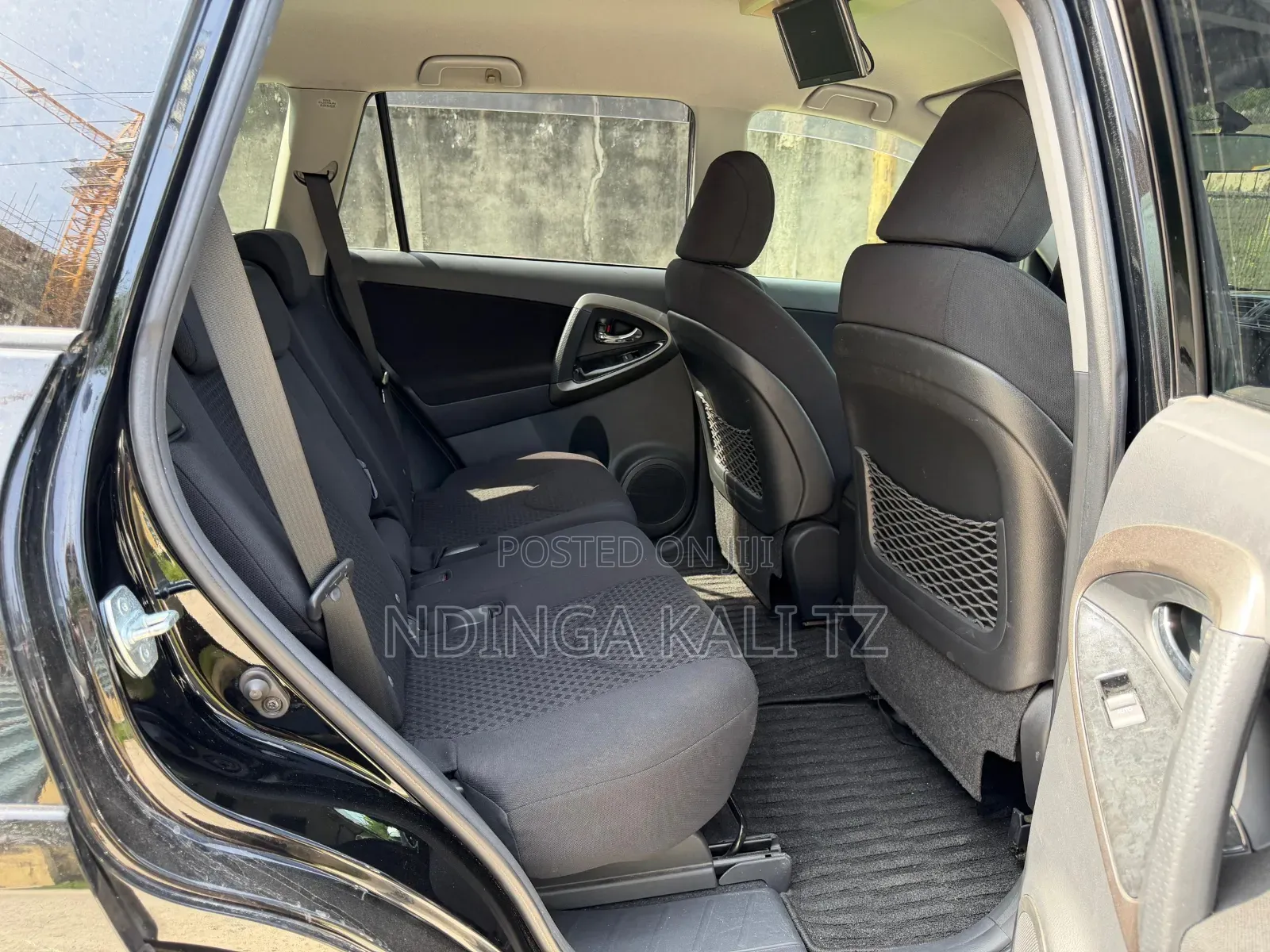 Toyota Vanguard 2011 Black