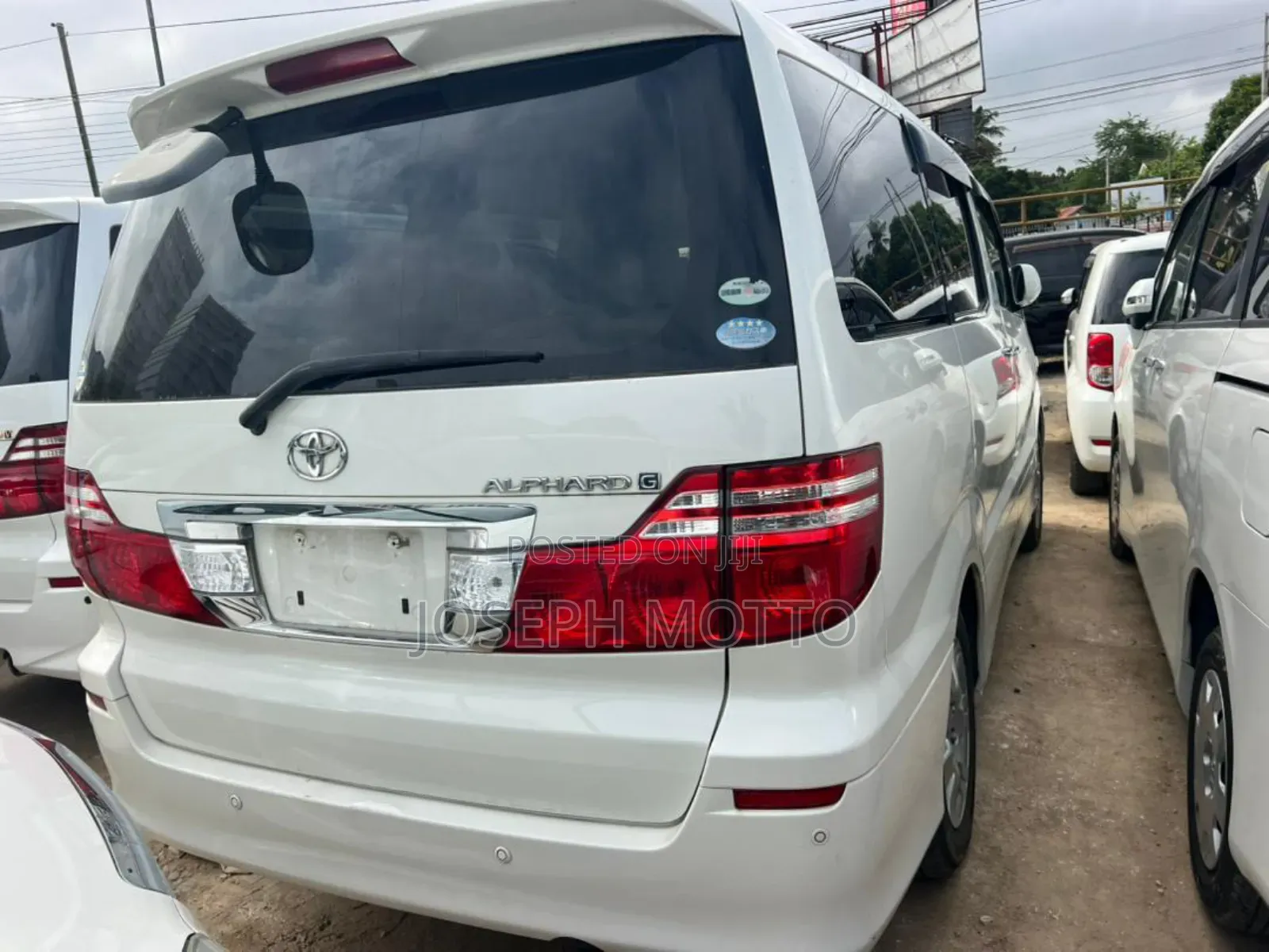 Toyota Alphard 2.4 Petrol AWD 2006 White