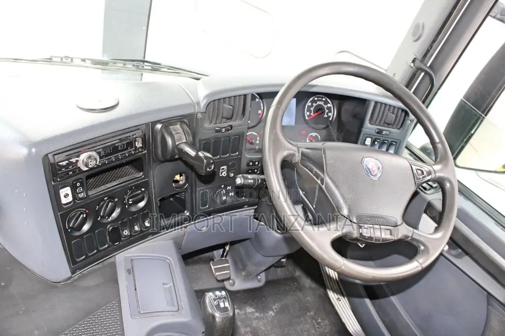 Scania P370 Dump Truck