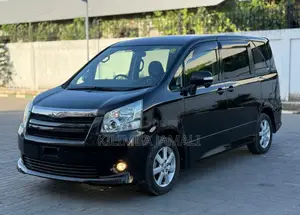 Toyota Noah 2009 Black