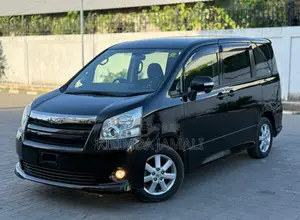 Toyota Noah 2009 Black