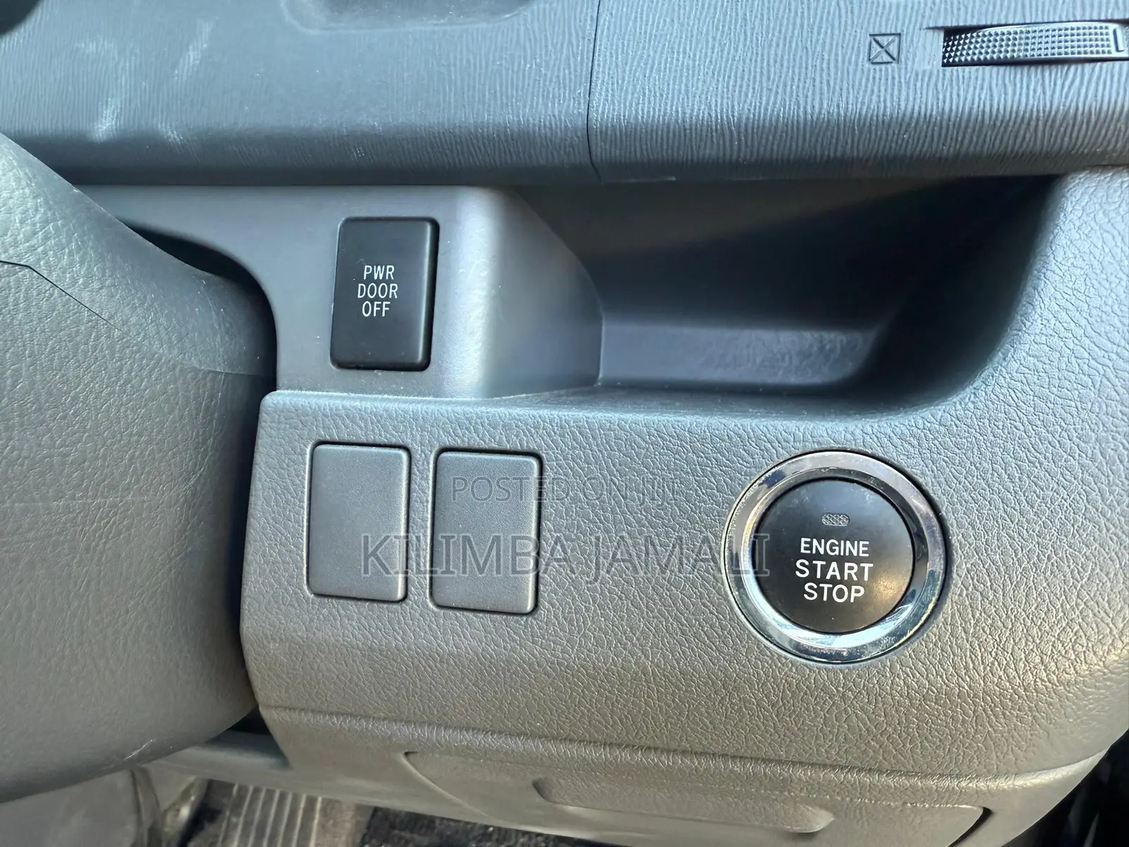 Toyota Noah 2009 Black