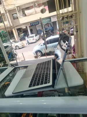 Laptop HP EliteBook X2 1012 G1 8GB Intel Core 5 SSD 256GB