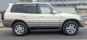 Toyota RAV4 1996 White