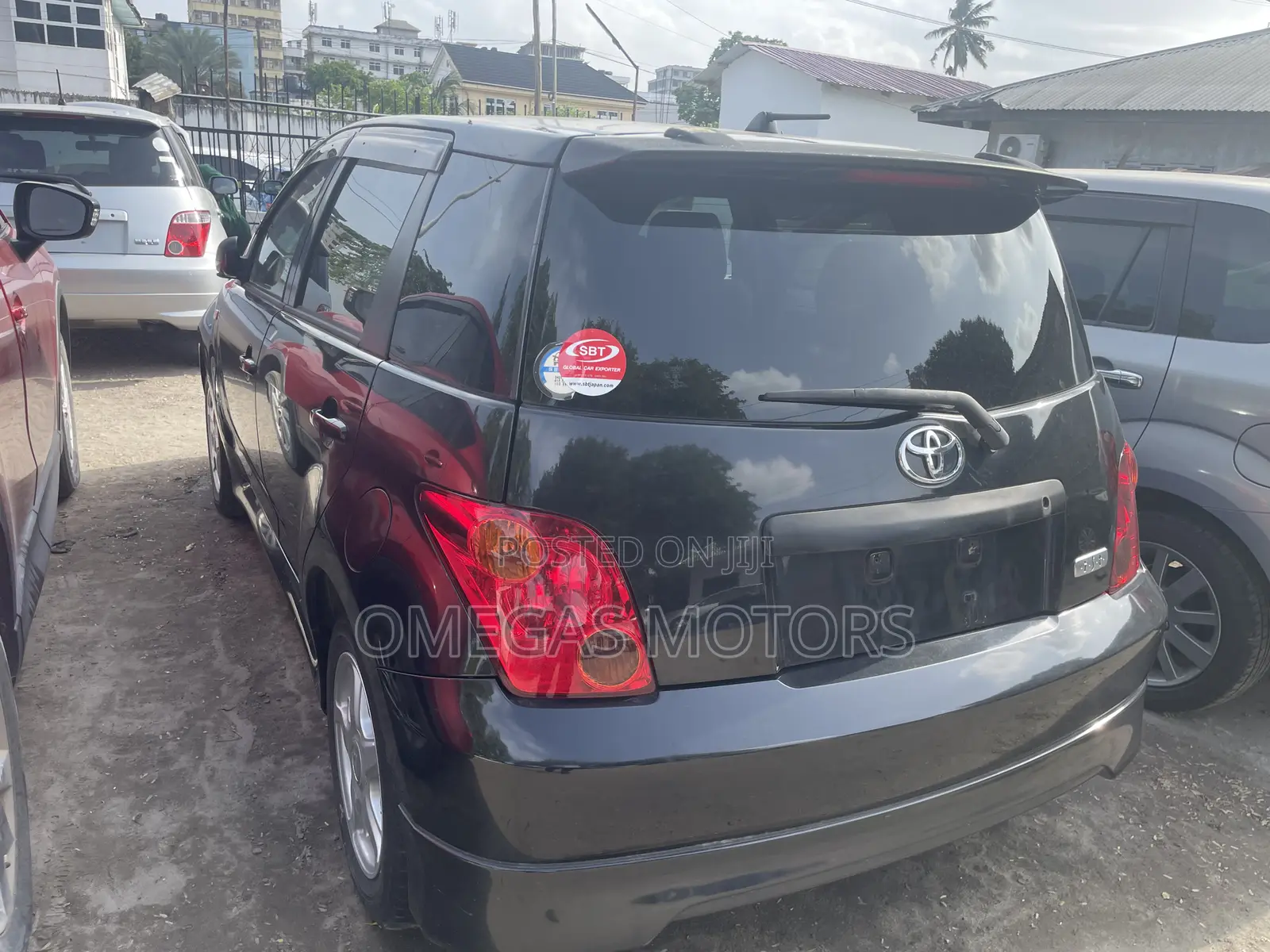 Toyota IST 2005 Black