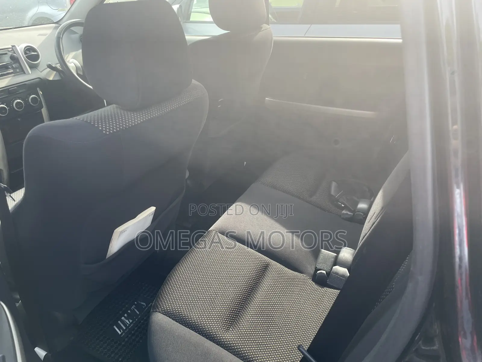 Toyota IST 2005 Black