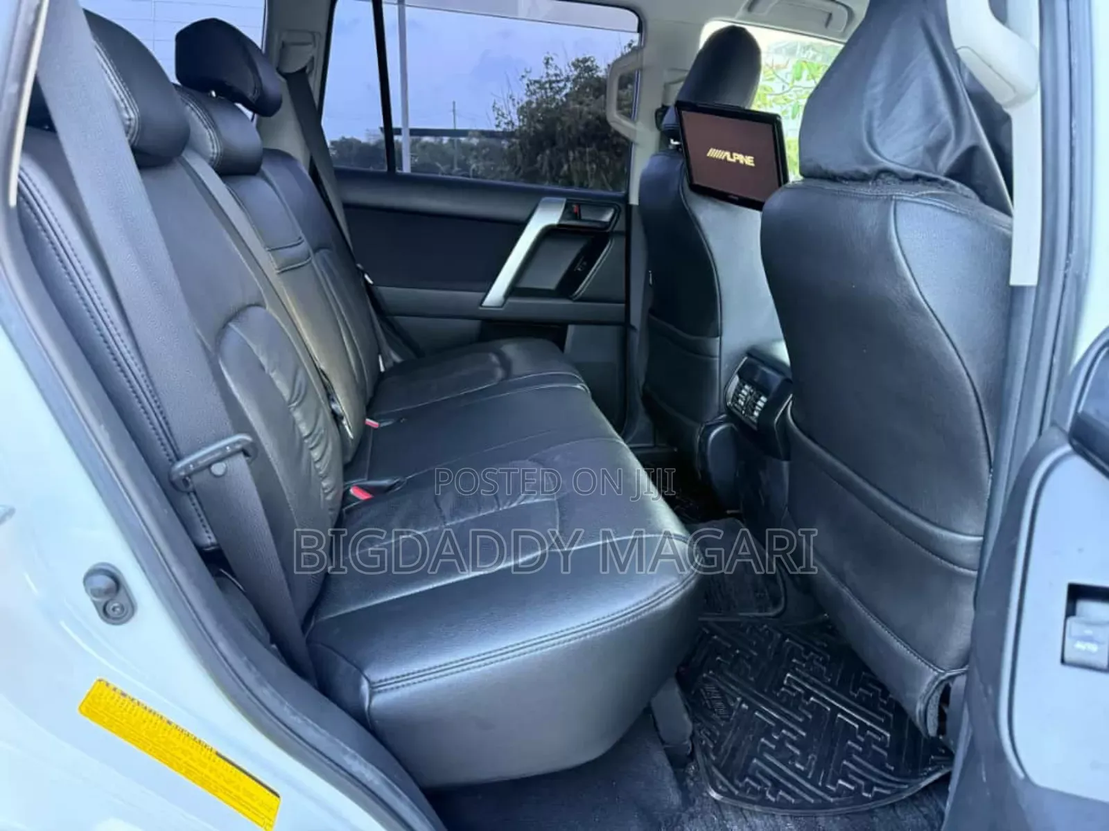 Toyota Land Cruiser Prado 2013 White