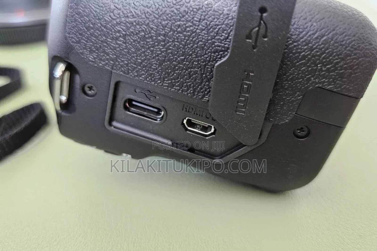 Canon Eos R100 Mirrorless Camera + Rf-S 18-45mm STM Lens
Equipped 