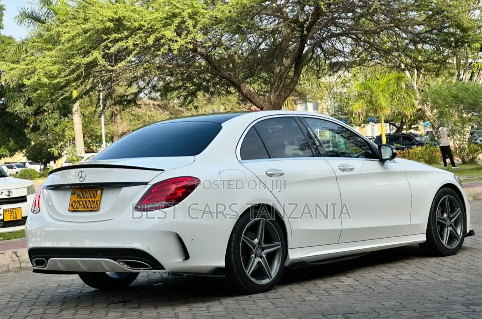 Mercedes-Benz C200 2014 Pearl