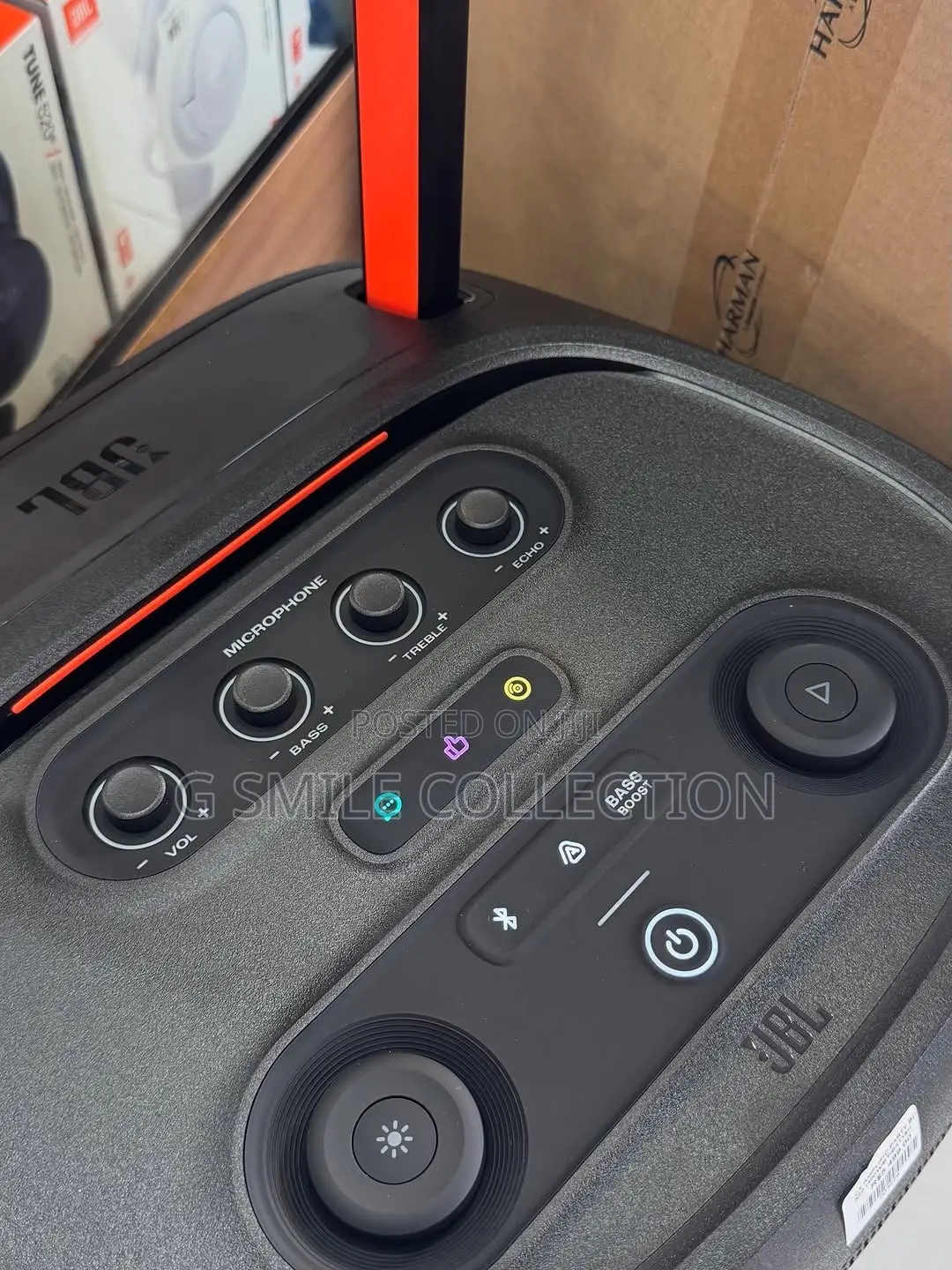 JBL Partybox 520 - Portable Battery-Powered Party Speaker
