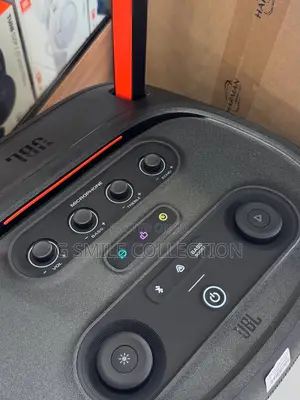 JBL Partybox 520 - Portable Battery-Powered Party Speaker