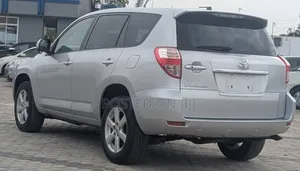 Toyota Vanguard 2007 Silver