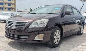 Toyota Premio 2013 Maroon