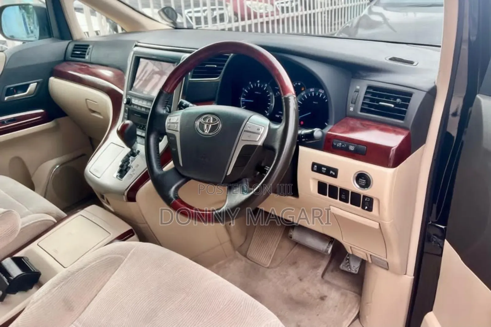 Toyota Alphard 2.4 Petrol AWD 2009 Black