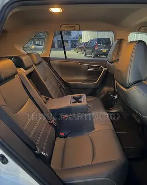 Toyota RAV4 2020 White