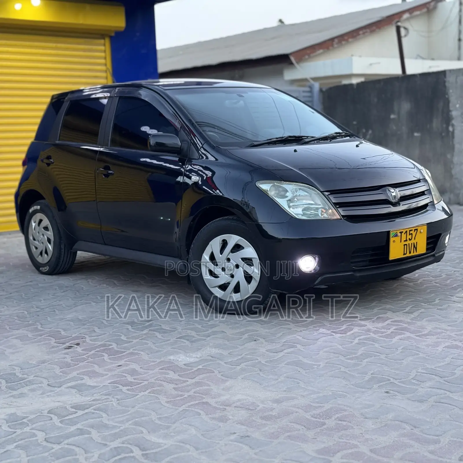 Toyota IST 2004 Black