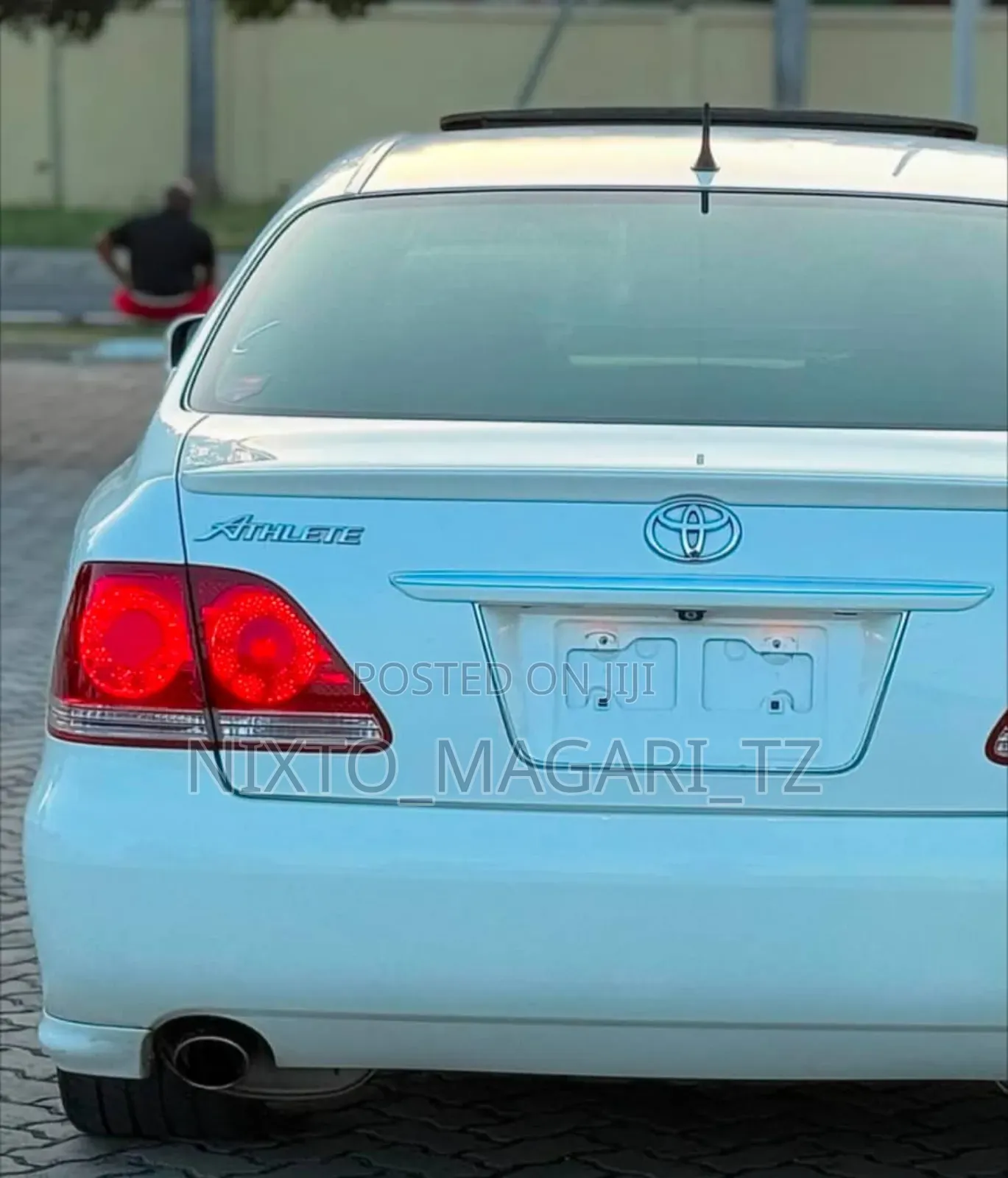 Toyota Crown Royale 2005 White