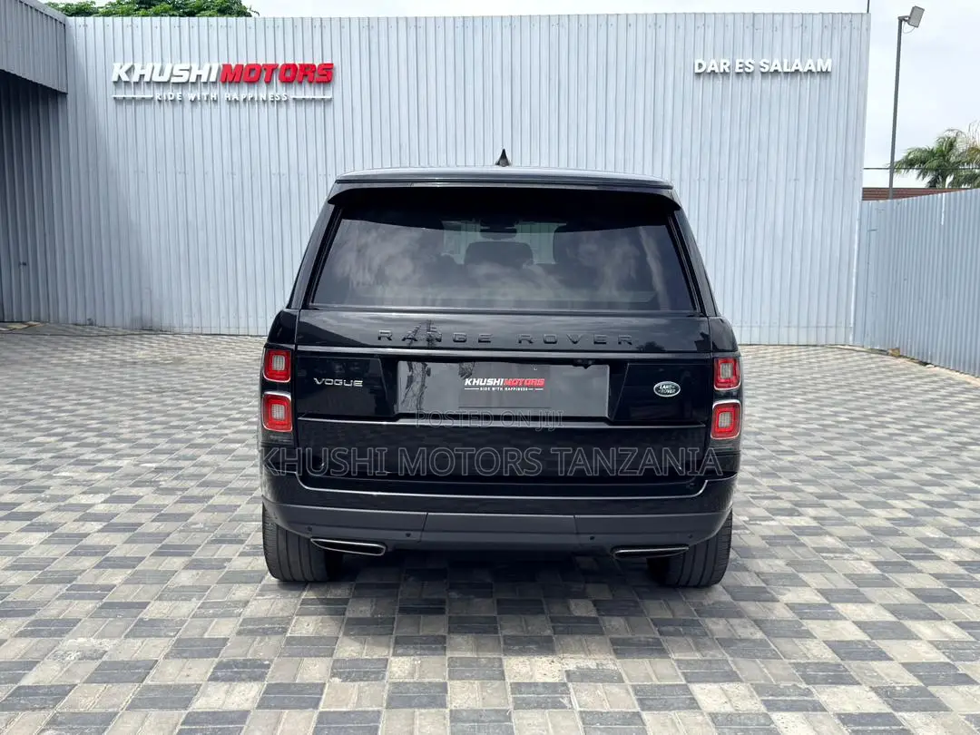 Land Rover Range Rover Vogue 2018 Black
