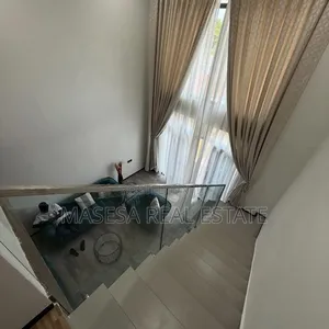Furnished 3bdrm Duplex in Oyster Bay for rent