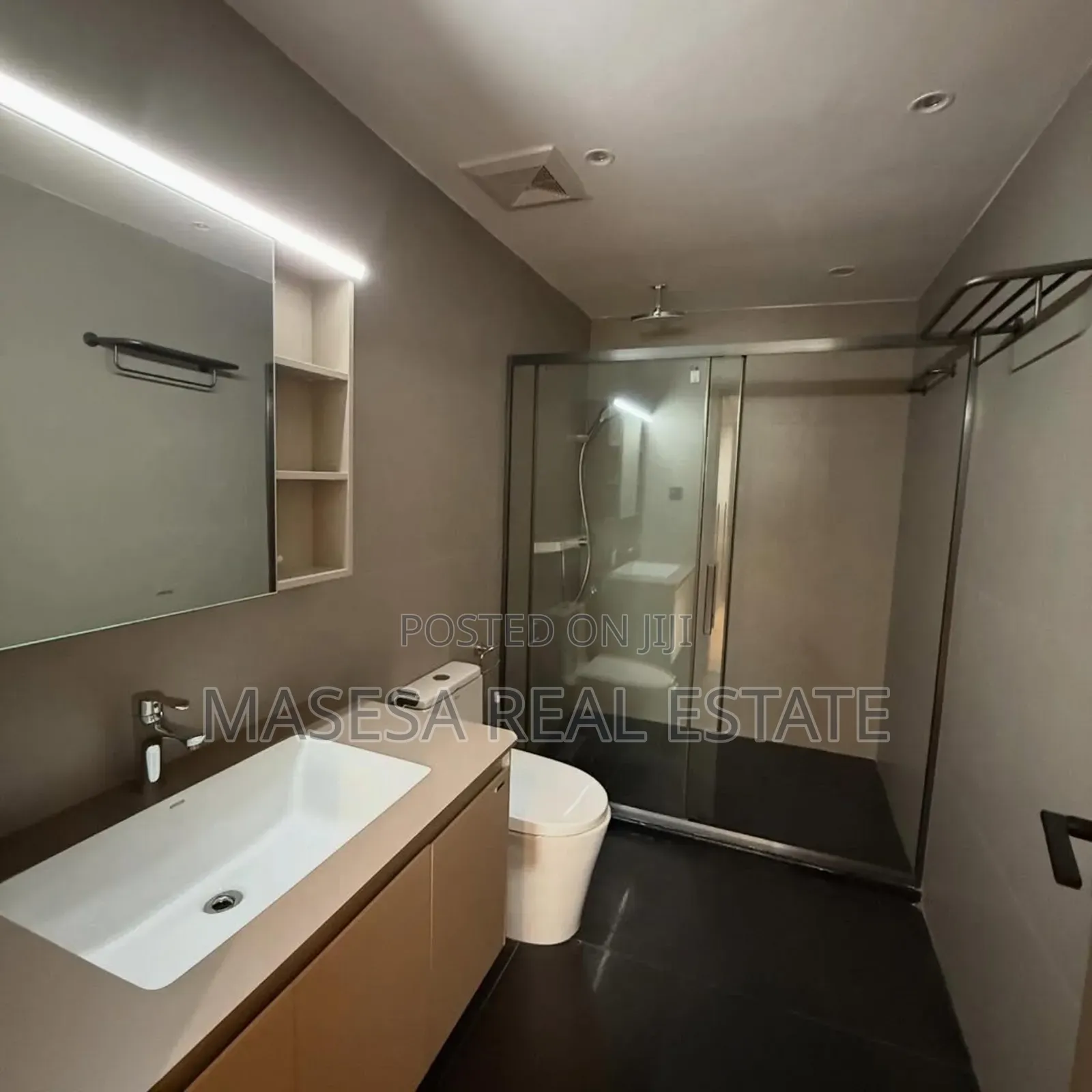 Furnished 3bdrm Duplex in Oyster Bay for rent