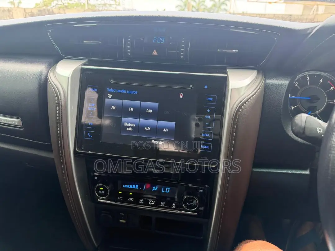 Toyota Fortuner 2018 Black