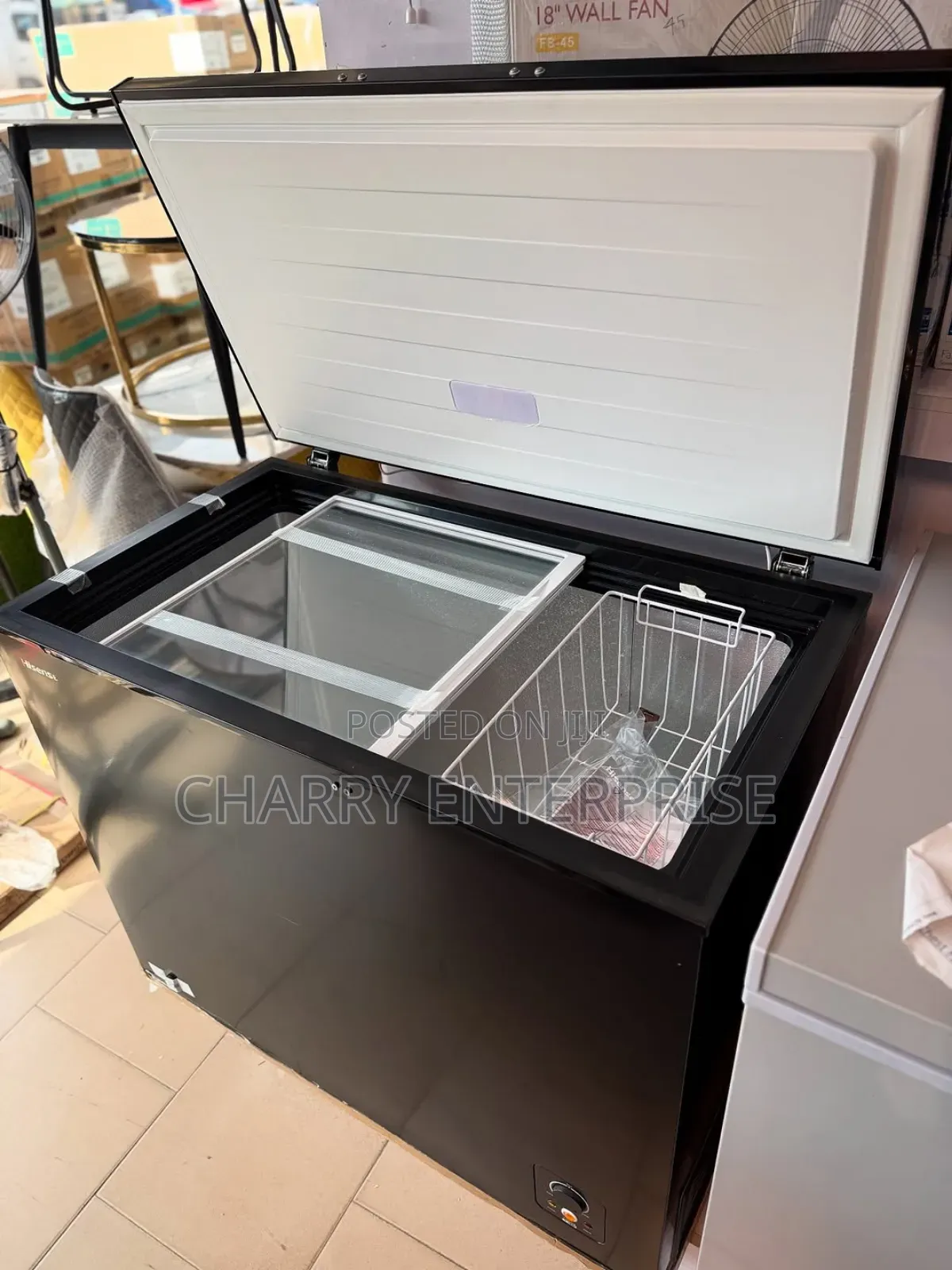 Hisense Freezer 
Fc320sh
240l
Inner Glass Lid With Outside Condenser