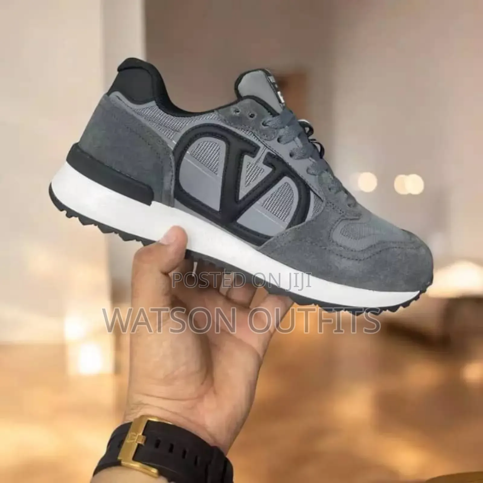 Men's Leather Sneaker Shoes Marked v on Side