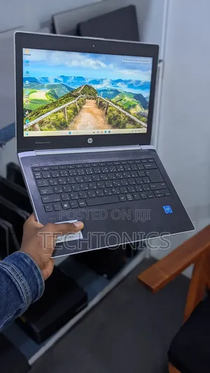 Laptop HP MT21 8GB Intel SSD 256GB