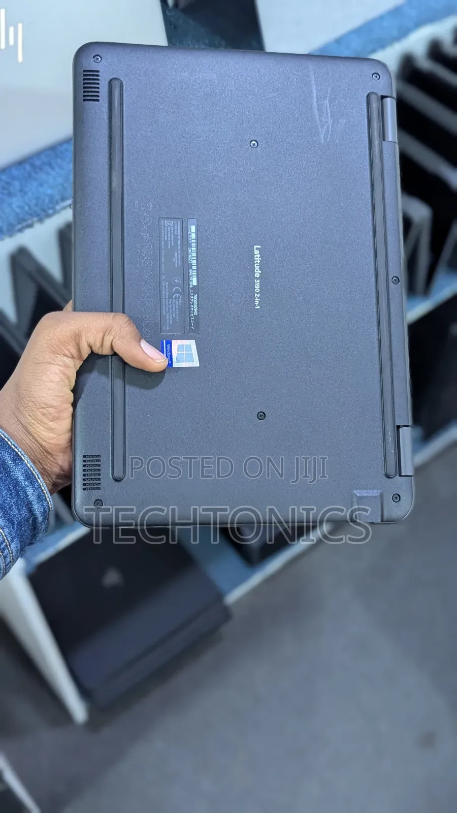Laptop Dell Latitude 3189 4GB Intel SSD 128GB