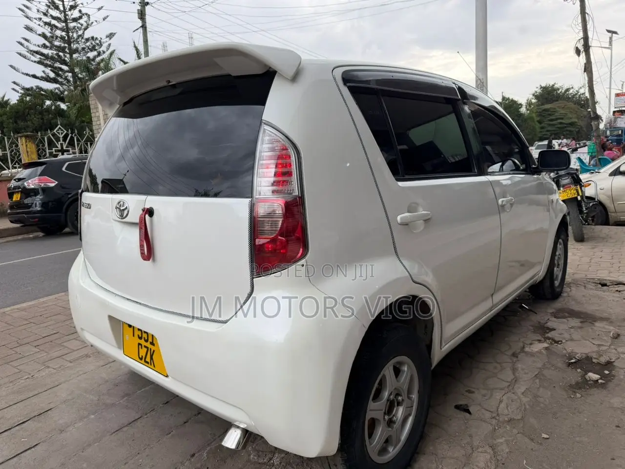 Toyota Passo 2004 White