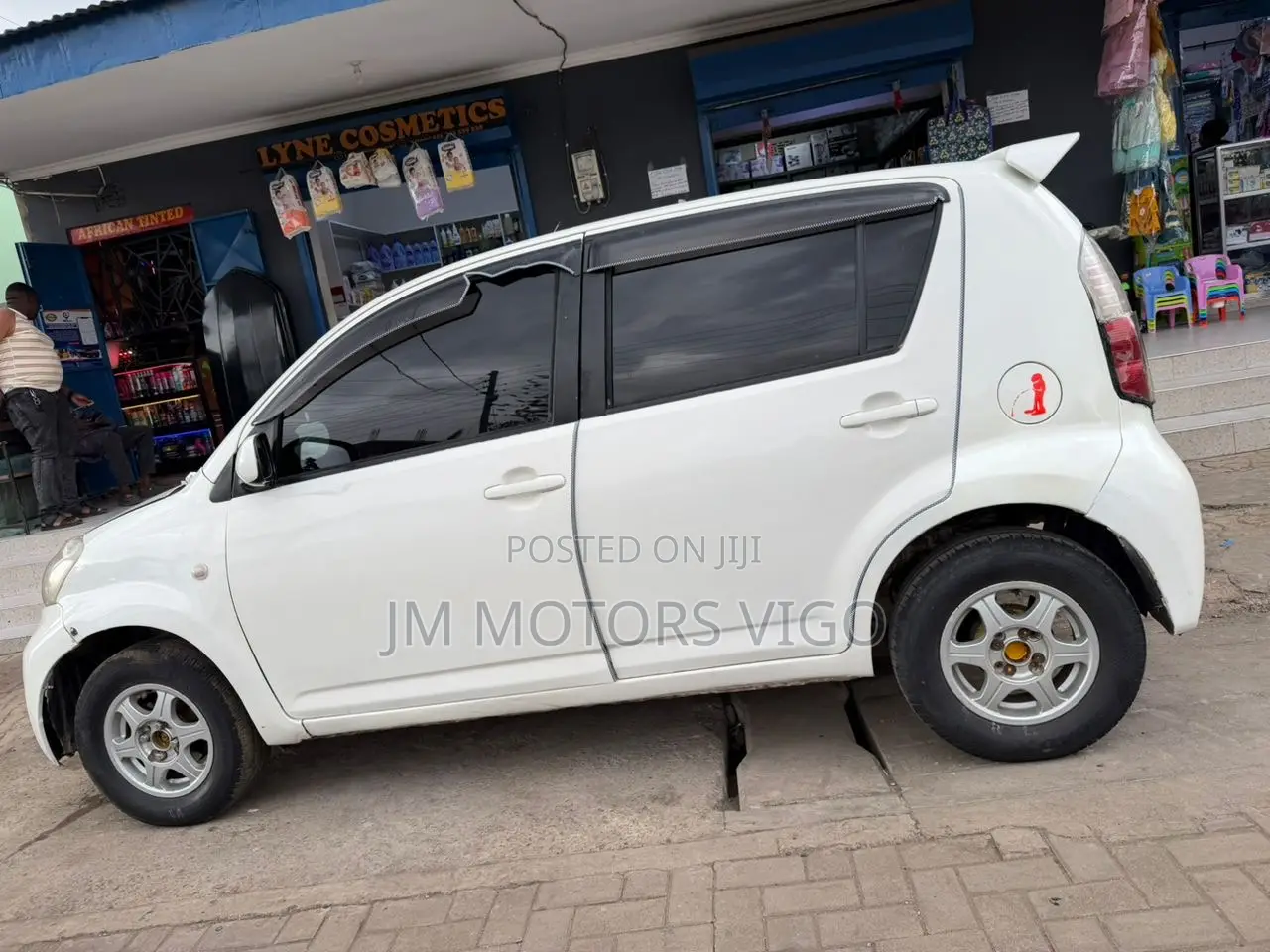 Toyota Passo 2004 White