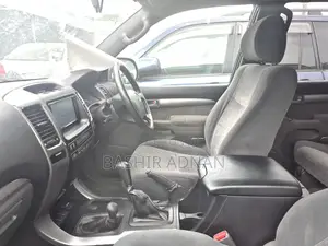 Toyota Land Cruiser Prado 3.0 D-4D 5dr 2004 Gray