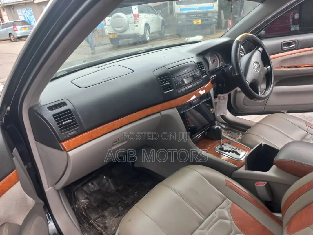 Toyota Mark II 2.0 RWD 2004 Silver