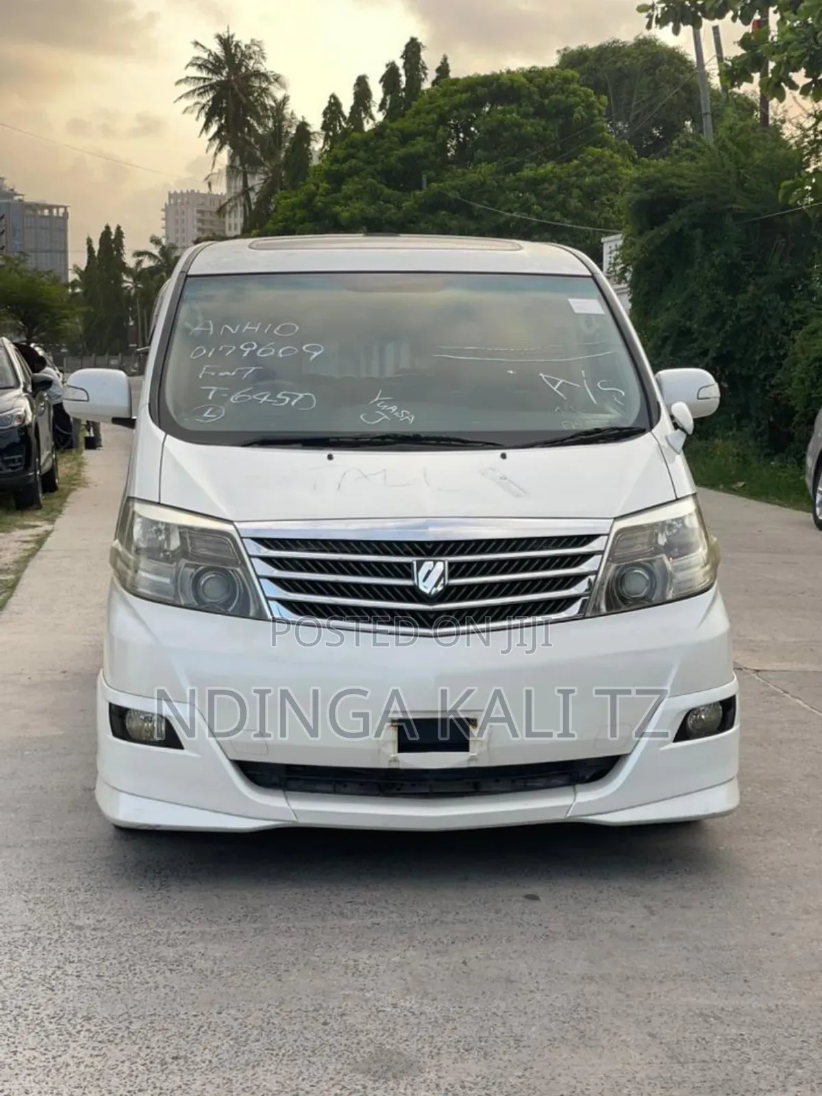 Toyota Alphard 2006 White