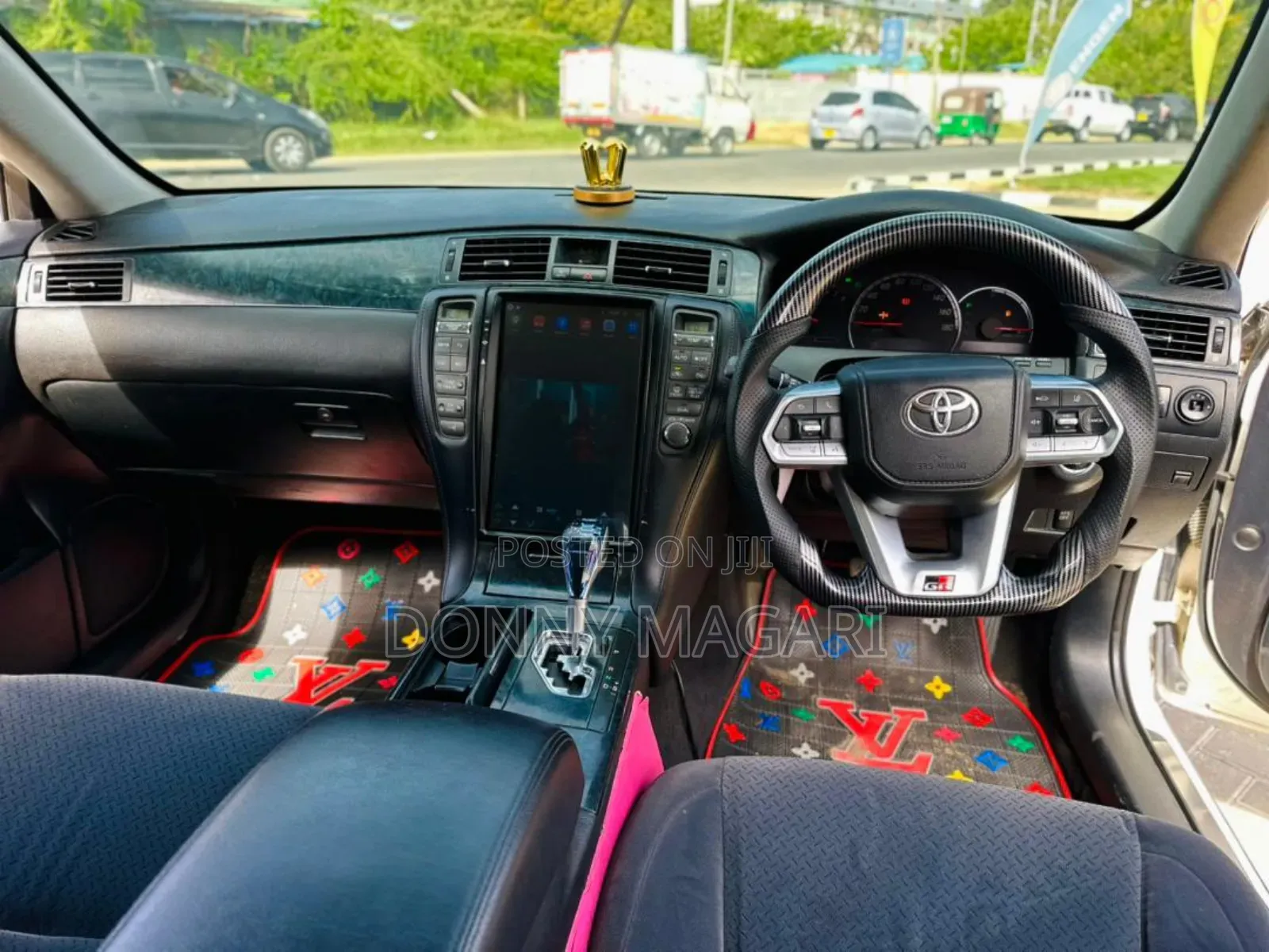 Toyota Crown 2004 White