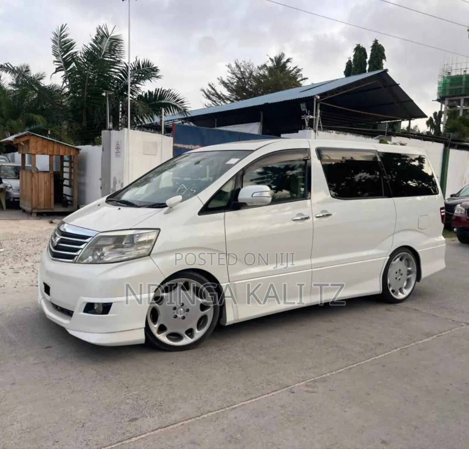Toyota Alphard 2006 White