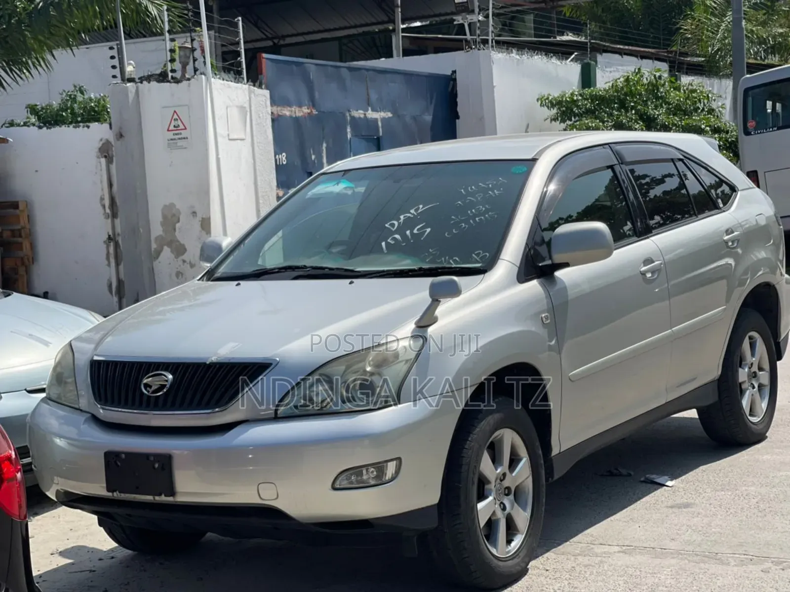 Toyota Harrier 2006 Silver