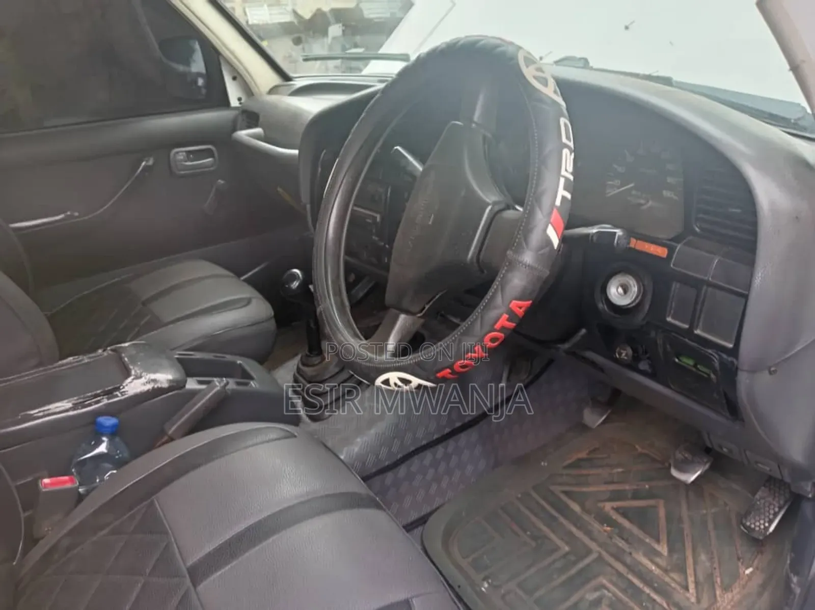 Toyota Land Cruiser 1998 White