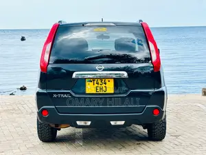 Nissan X-Trail 2011 Black