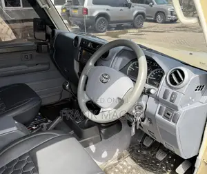 Toyota Land Cruiser 2015 Beige
