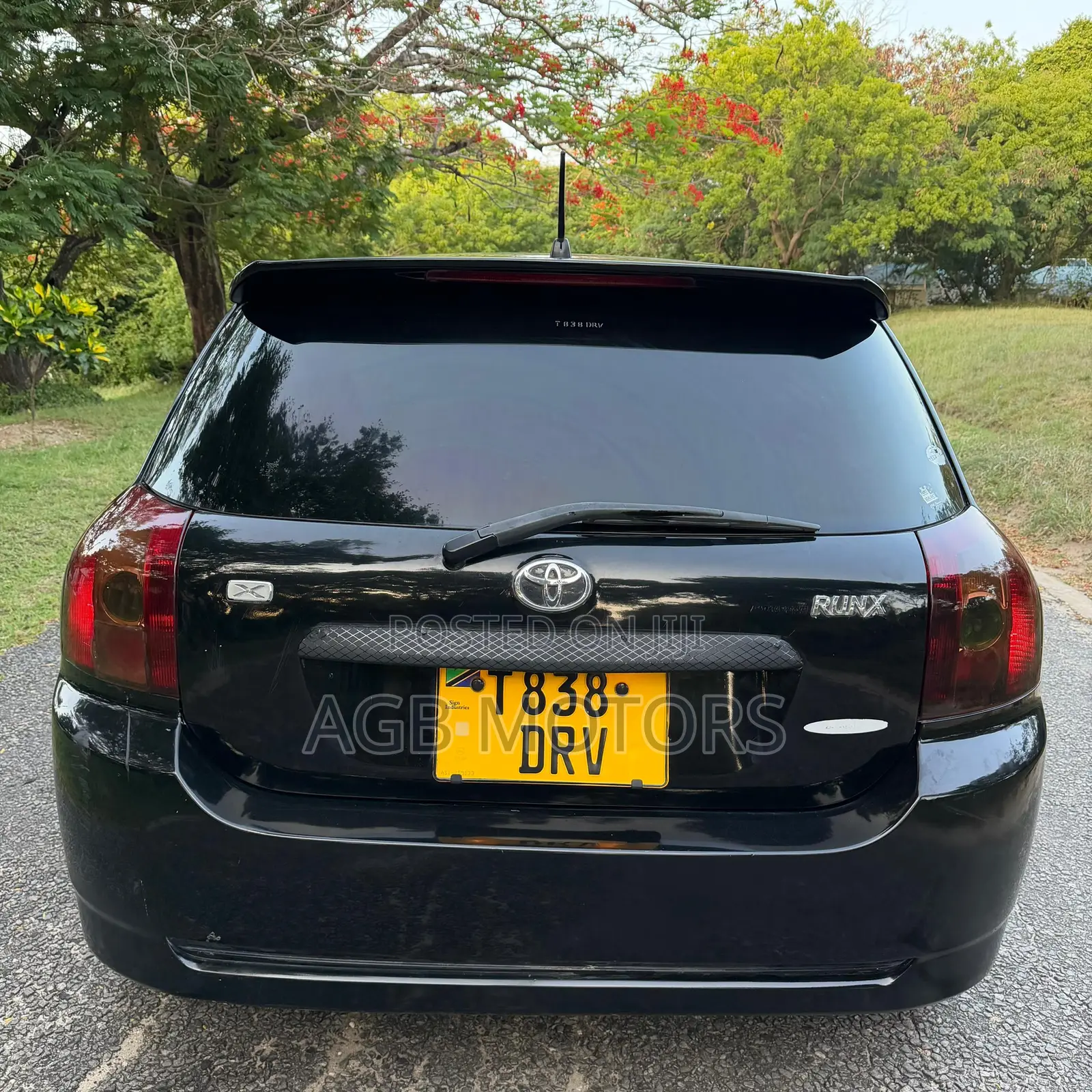 Toyota Corolla RunX 1.5 X FWD 2005 Black