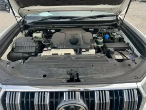 Toyota Land Cruiser Prado 2020 White