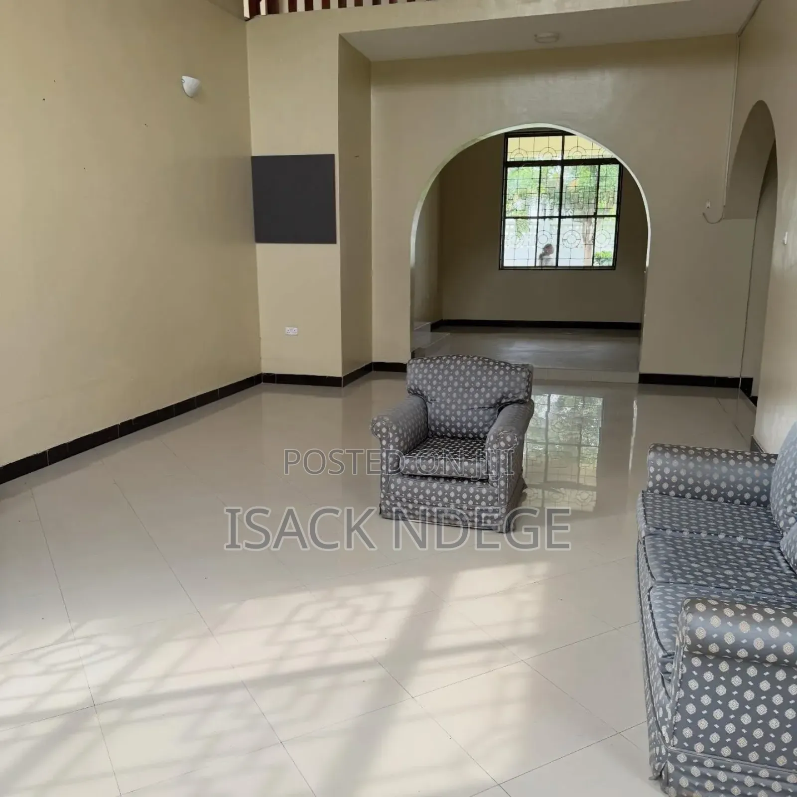 5bdrm House in Goba for rent