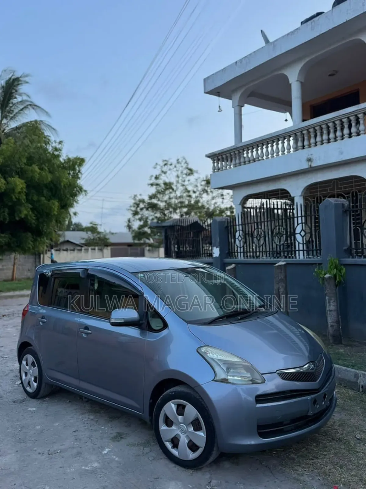 Toyota Ractis 2007 Blue