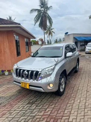 Toyota Land Cruiser Prado 2.8 D-4D 2014 Silver