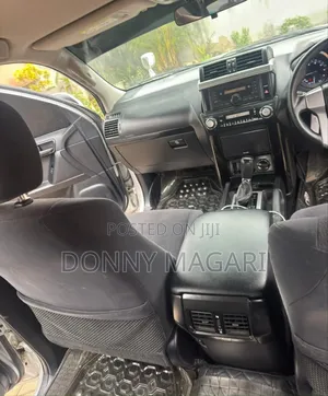 Toyota Land Cruiser Prado 2.8 D-4D 2014 Silver