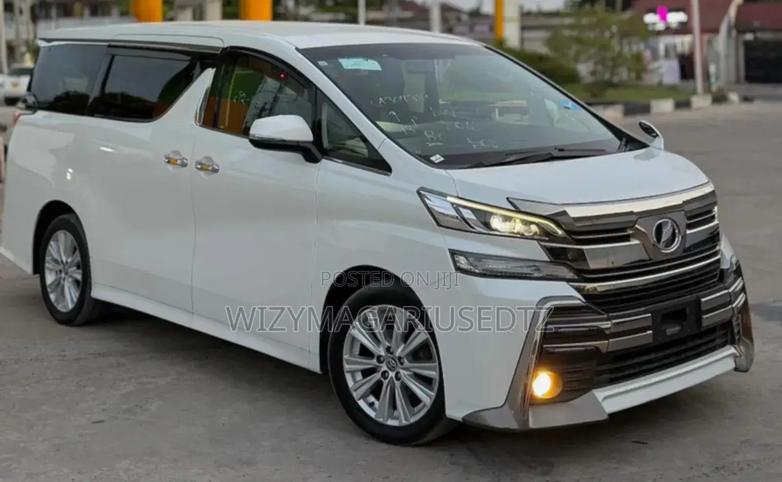Toyota Vellfire 2016 White